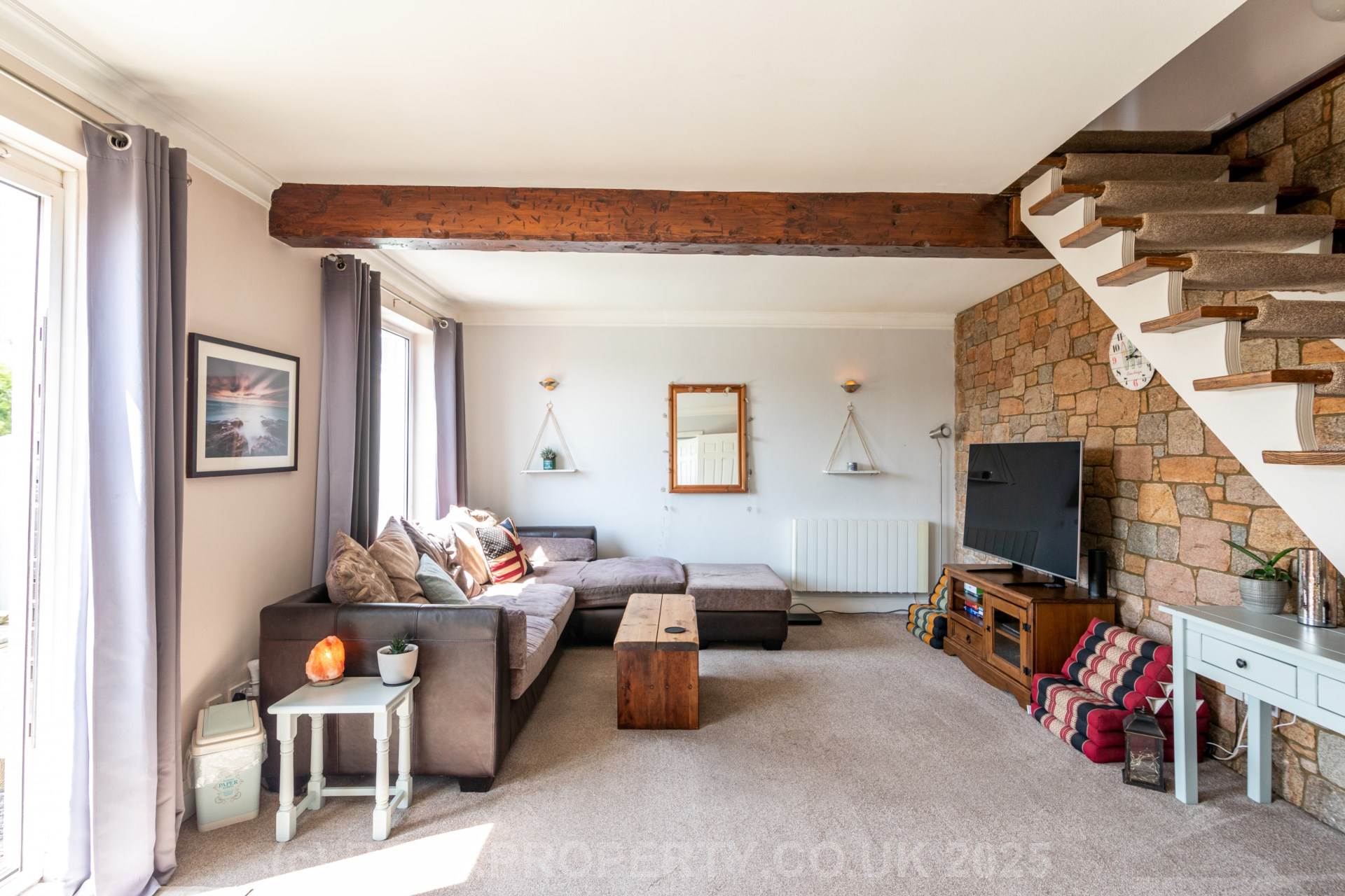 2 Bed with Fabulous Views, Garden & Parking, La Vallee De St. Pierre, St Lawrence, Image 7