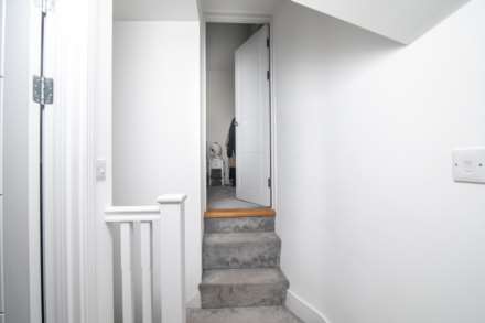 3 Bed Home with Patio & Parking, Town Outskirts, Image 11