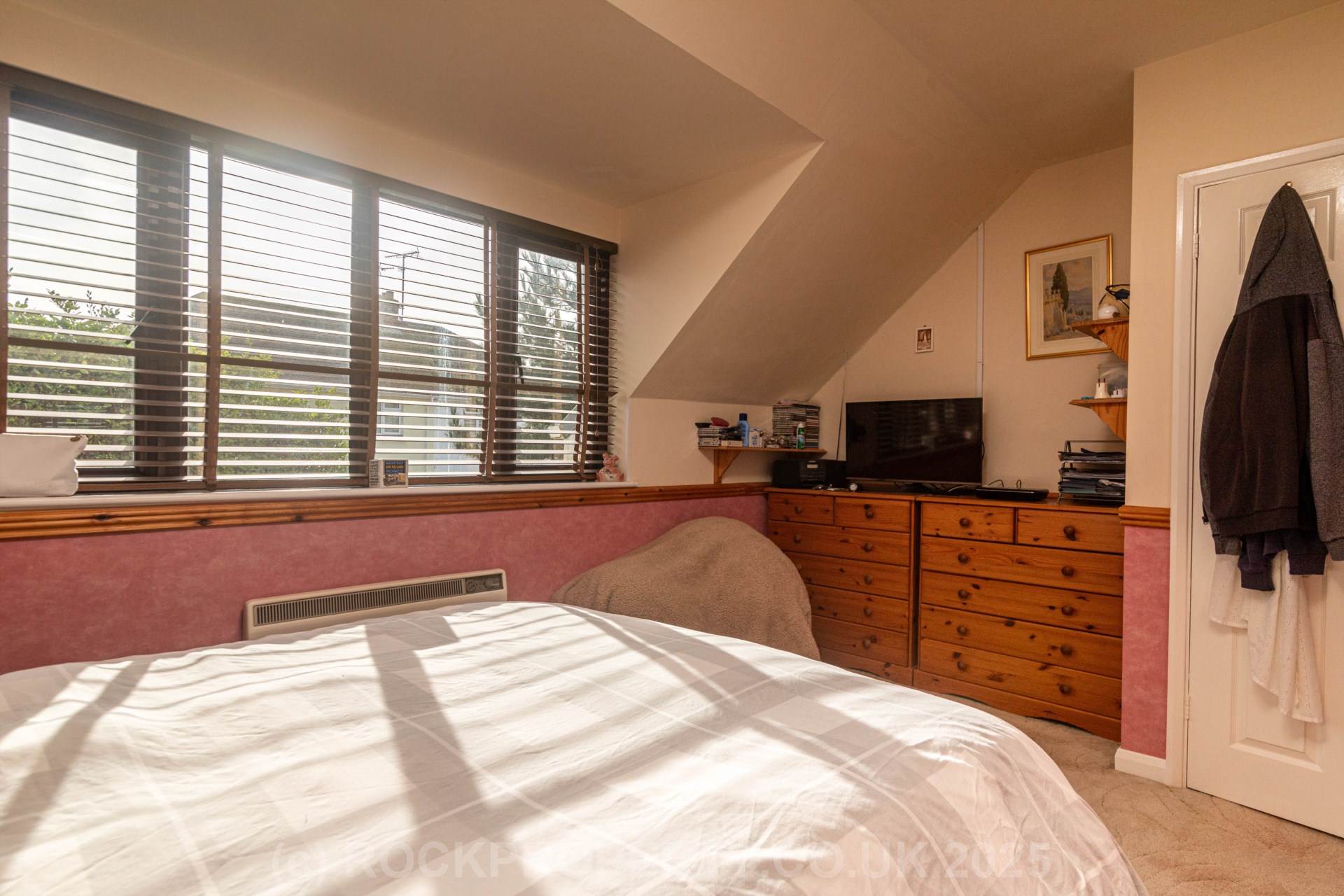 SPACIOUS 3 BED FAMILY HOME, Le Douet De St Croix, La Route Es Nouaux, St Helier, Image 16