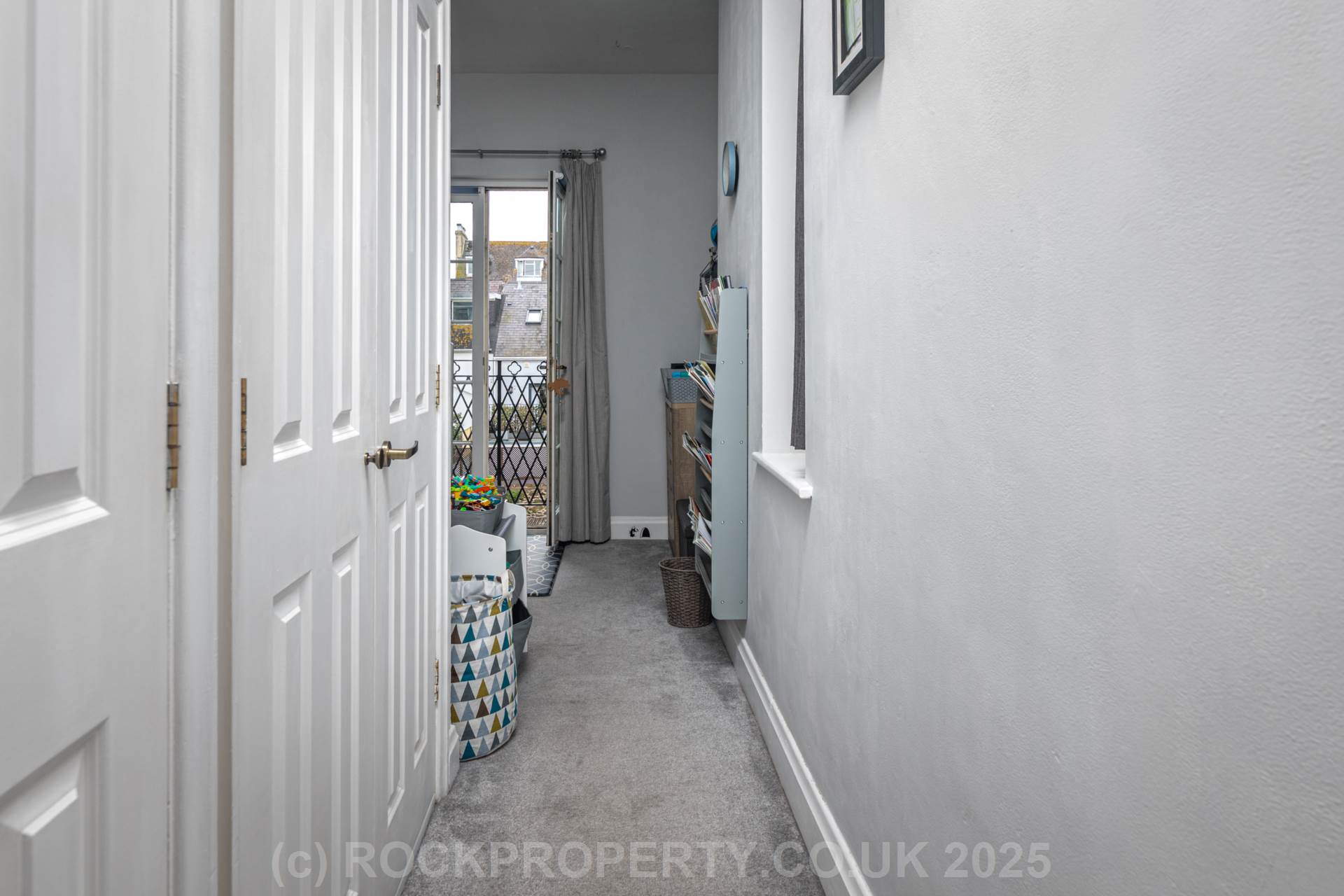 Spacious 2 Bed with Parking, Clarendon Road, St Helier, Image 14