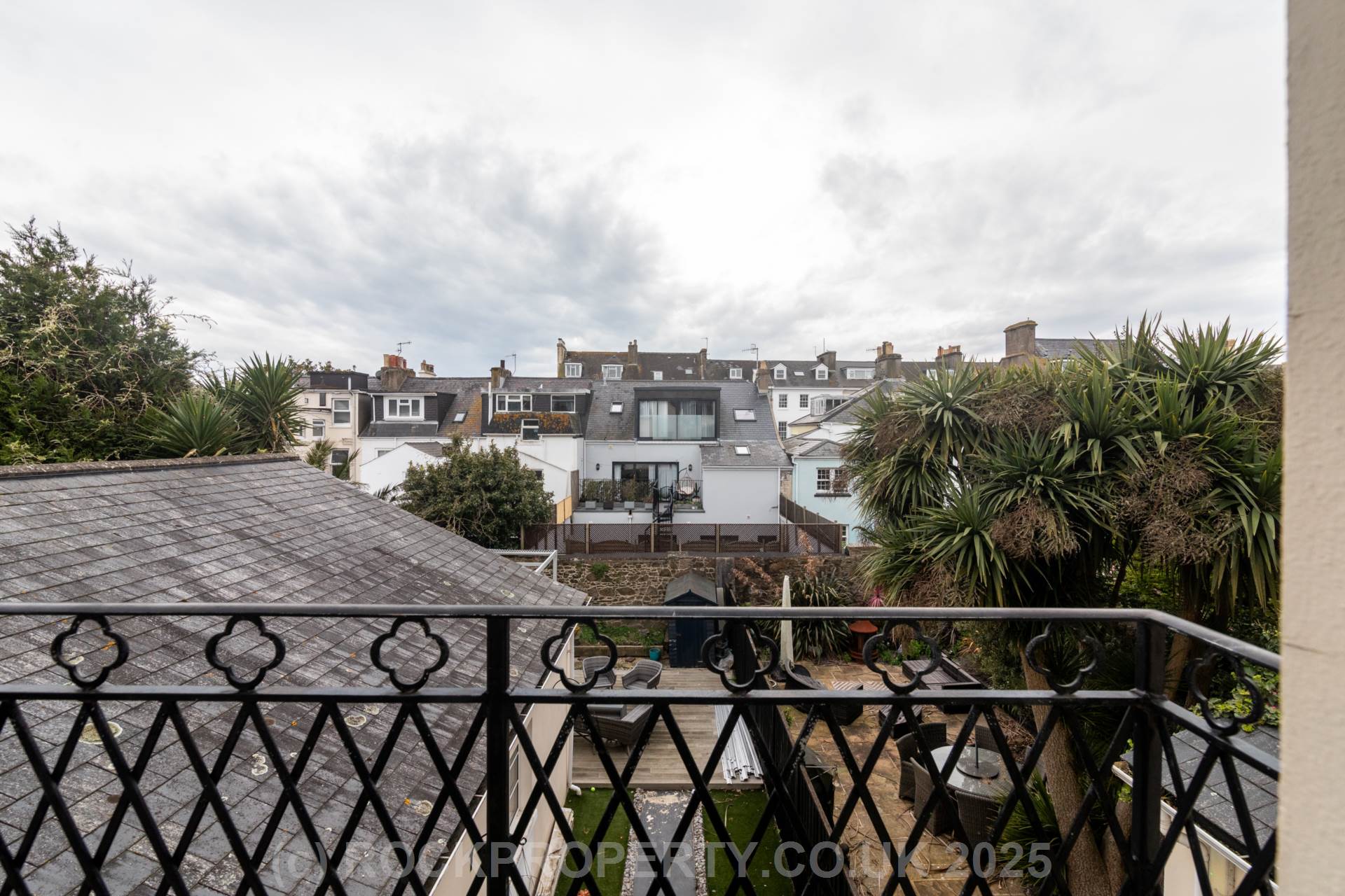 Spacious 2 Bed with Parking, Clarendon Road, St Helier, Image 17