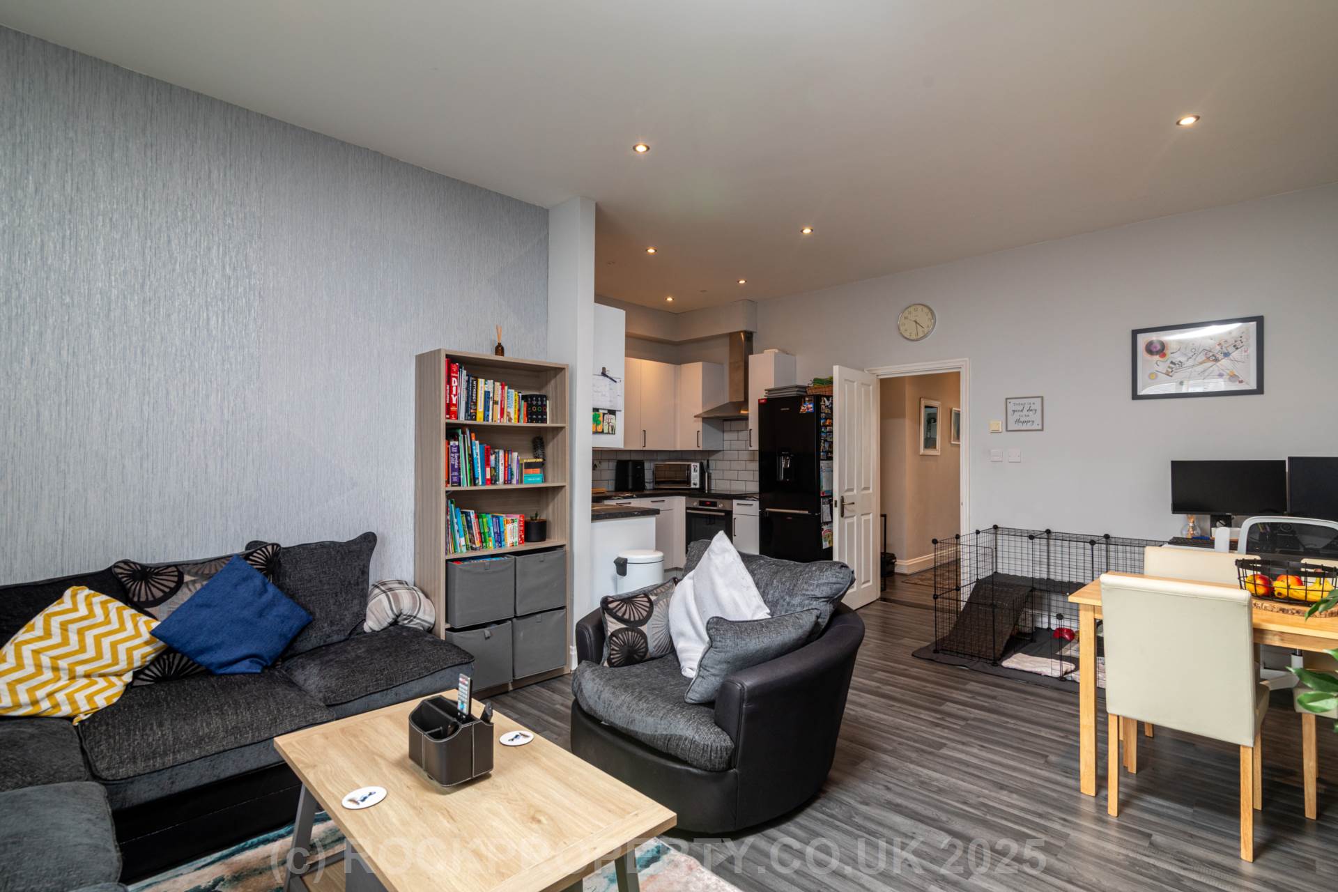 Spacious 2 Bed with Parking, Clarendon Road, St Helier, Image 3