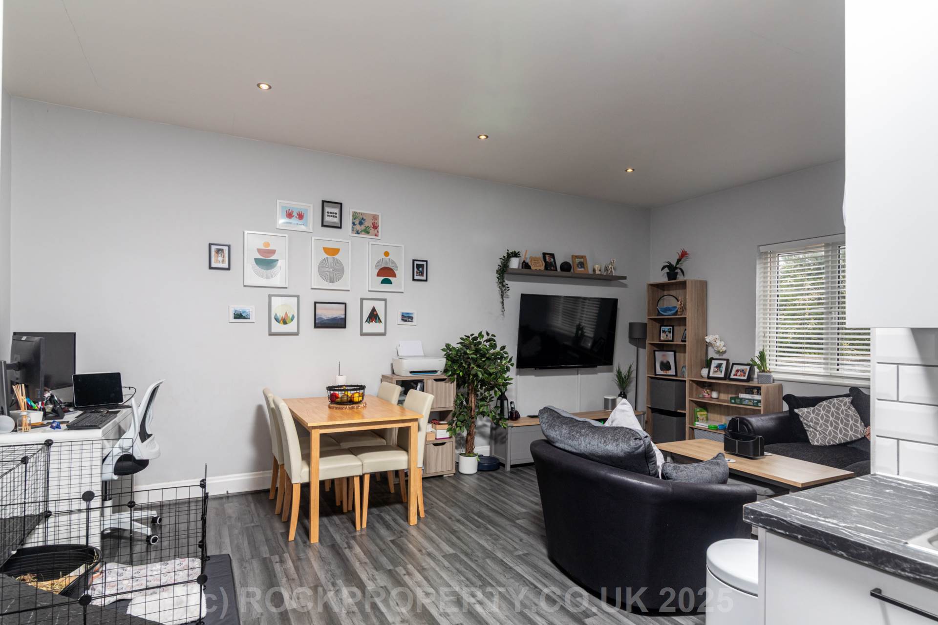 Spacious 2 Bed with Parking, Clarendon Road, St Helier, Image 4