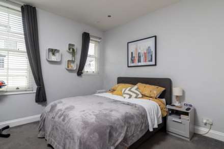Spacious 2 Bed with Parking, Clarendon Road, St Helier, Image 10