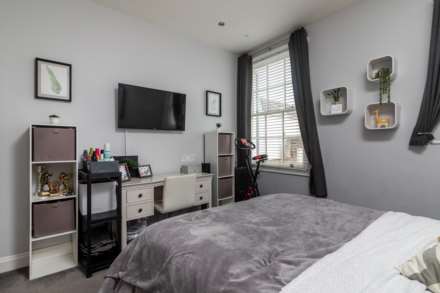 Spacious 2 Bed with Parking, Clarendon Road, St Helier, Image 12