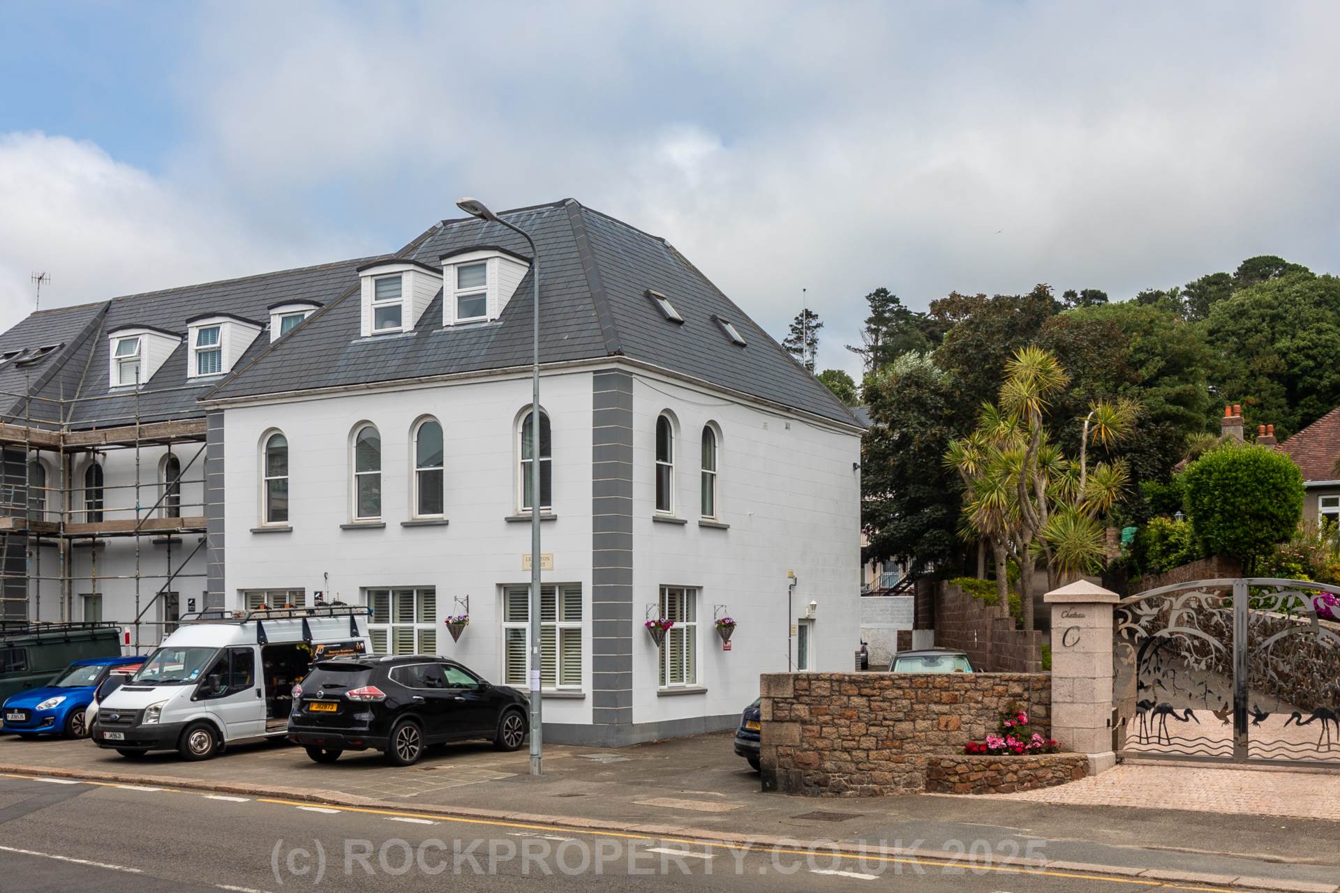 SPACIOUS 2 BED + PARKING, Leighton Court, St Aubin's Inner Rd, Image 1