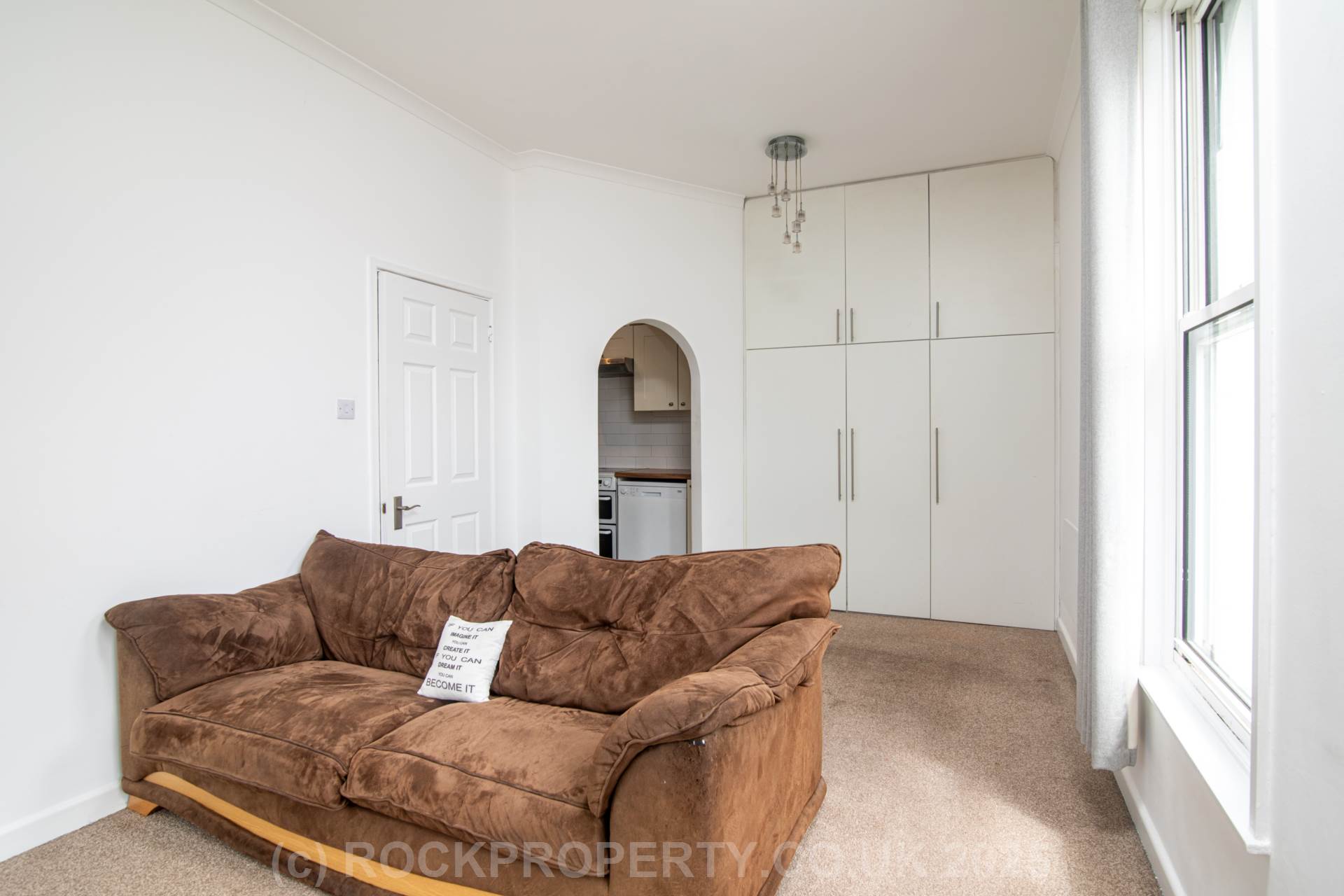 SPACIOUS 2 BED + PARKING, Leighton Court, St Aubin's Inner Rd, Image 4