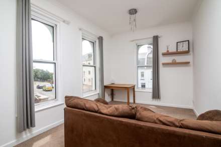 SPACIOUS 2 BED + PARKING, Leighton Court, St Aubin's Inner Rd, Image 6