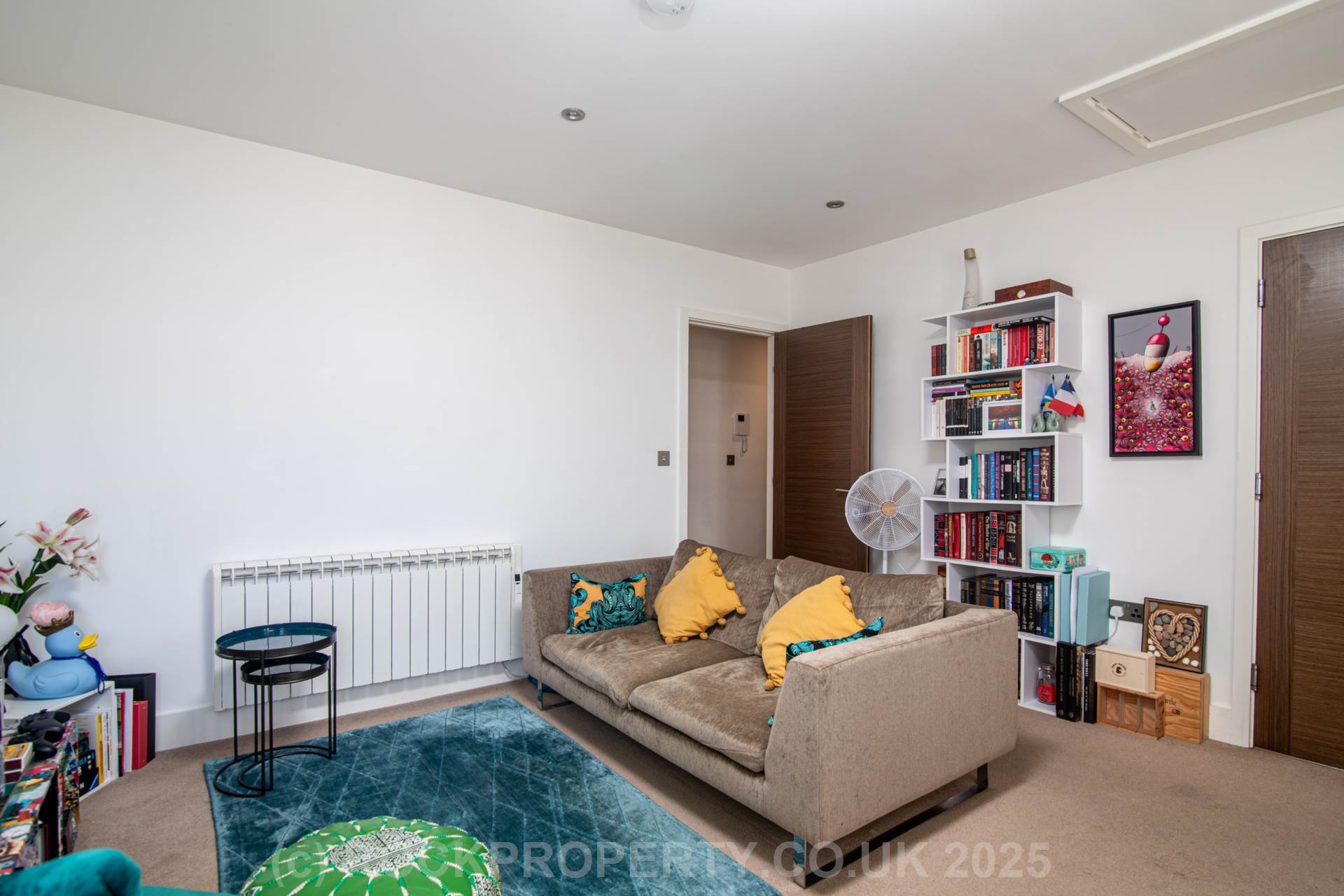FABULOUS 1 BED PENTHOUSE, Central St Helier, Image 6