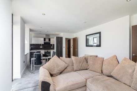 SUPERB 1 BED WITH W/F BALCONY, Bath Street, St Helier, Image 6