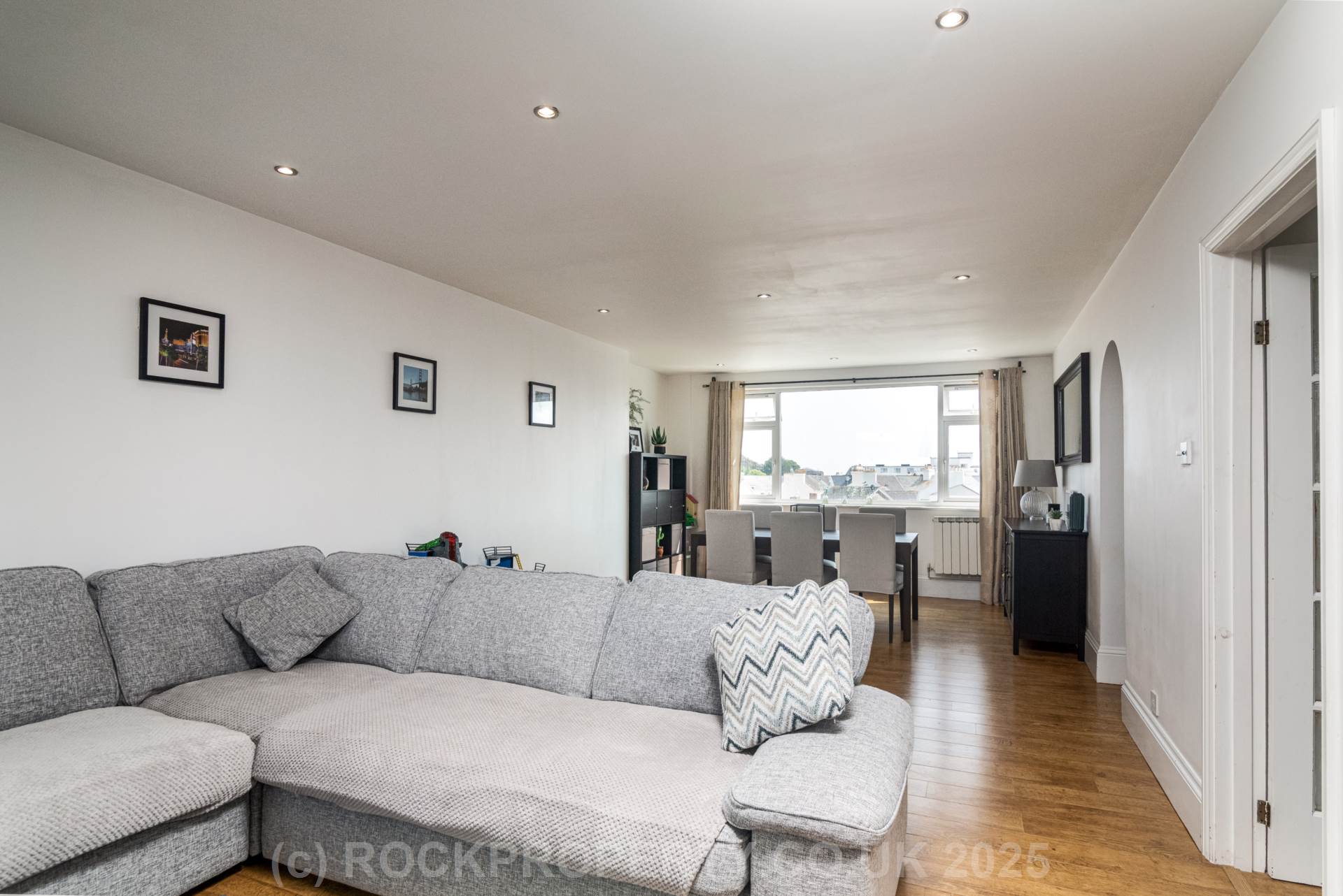 3 BED 2 BATH DUPLEX APARTMENT, Grosvenor Terrace, St Helier, Image 14
