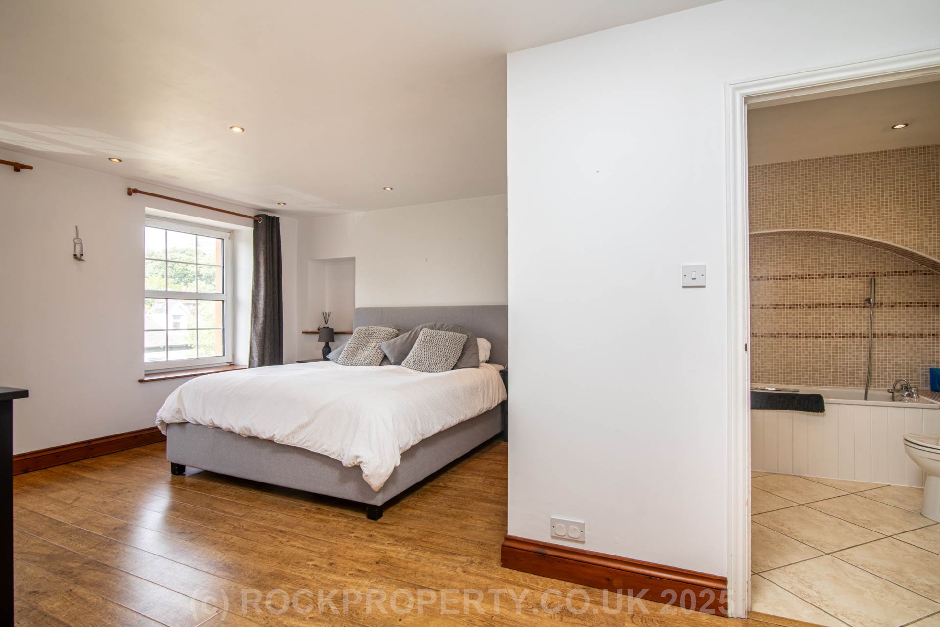 3 BED 2 BATH DUPLEX APARTMENT, Grosvenor Terrace, St Helier, Image 7