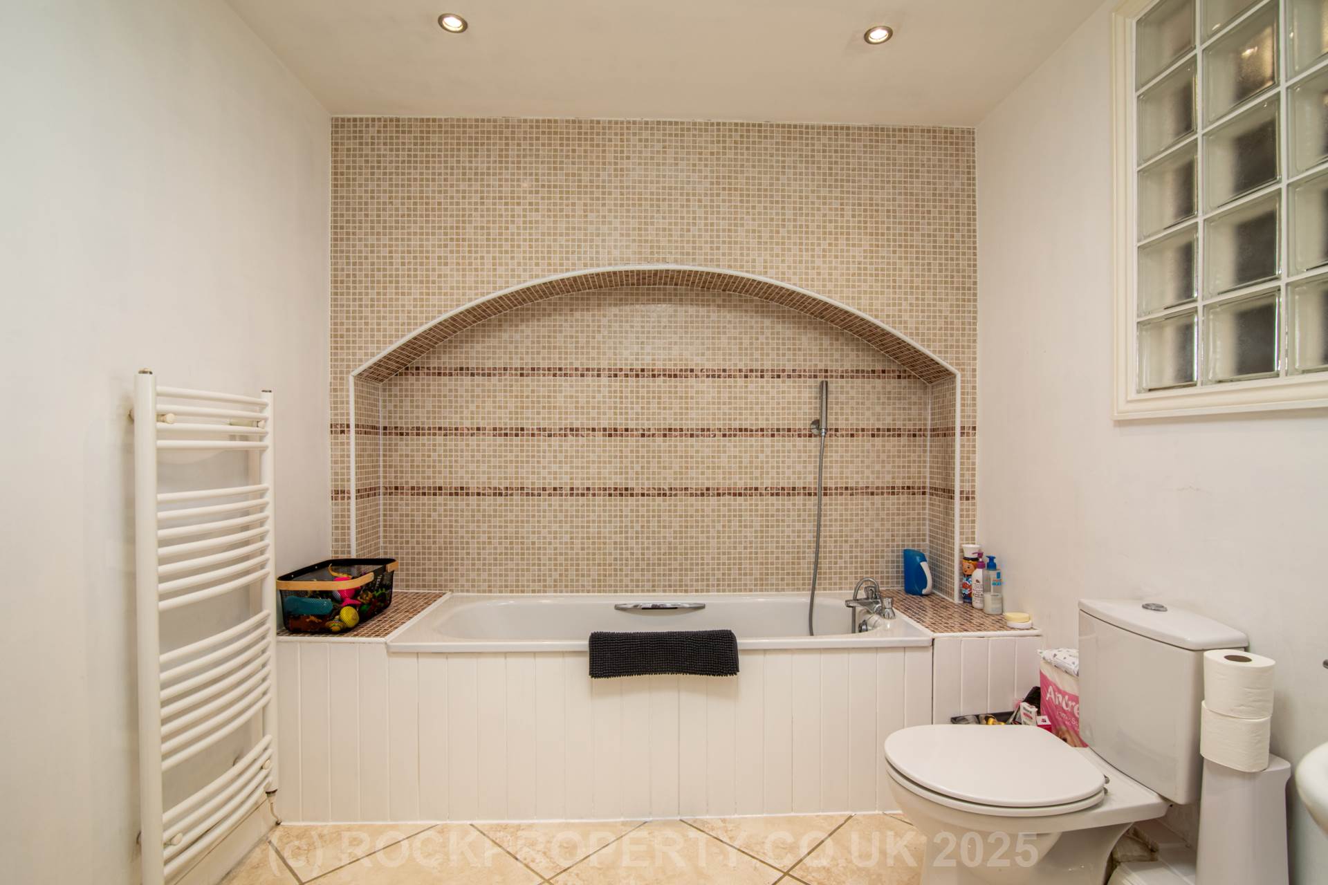 3 BED 2 BATH DUPLEX APARTMENT, Grosvenor Terrace, St Helier, Image 8