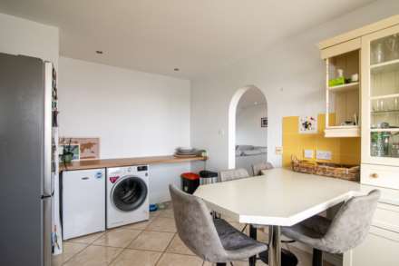 3 BED 2 BATH DUPLEX APARTMENT, Grosvenor Terrace, St Helier, Image 19