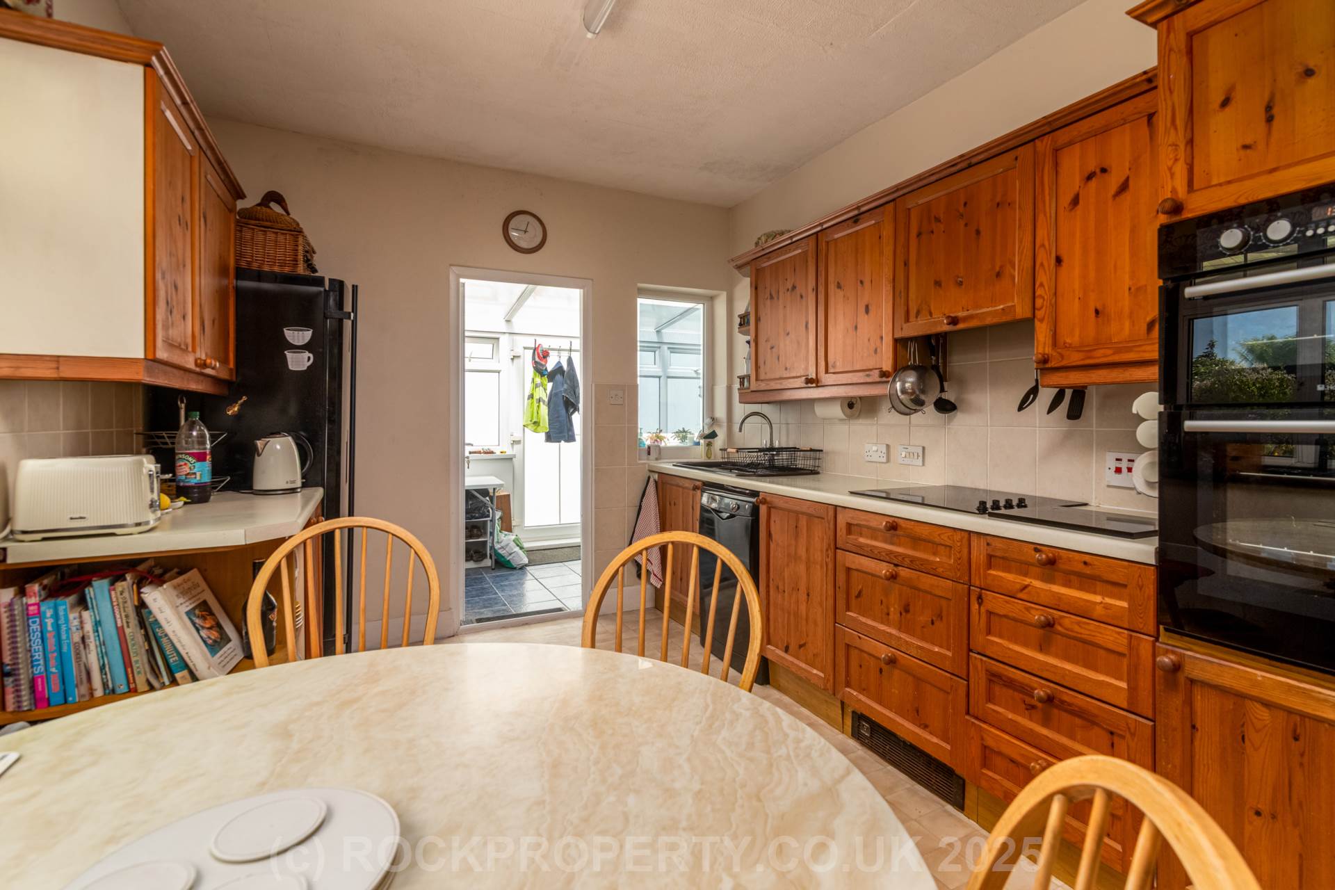 Large 4 Bed Detached House, Le Mont Felard, St Lawrence, Image 12