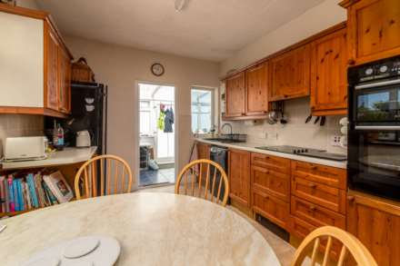 Large 4 Bed Detached House, Le Mont Felard, St Lawrence, Image 12