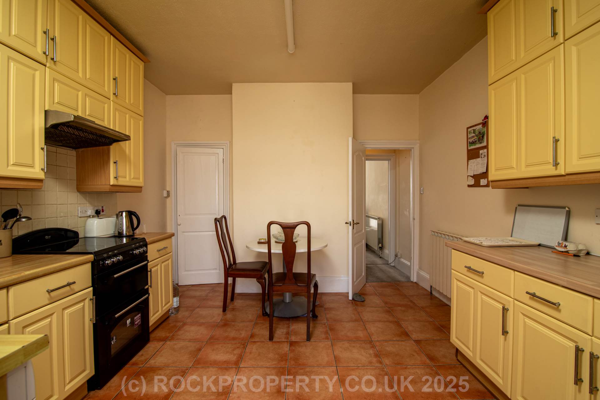 SPACIOUS 3 BED 2 BATH, Pomona Road, St Helier, Image 4