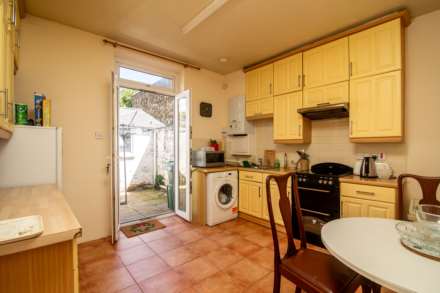 SPACIOUS 3 BED 2 BATH, Pomona Road, St Helier, Image 3