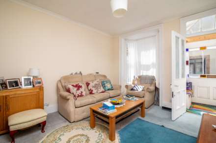 SPACIOUS 3 BED 2 BATH, Pomona Road, St Helier, Image 6
