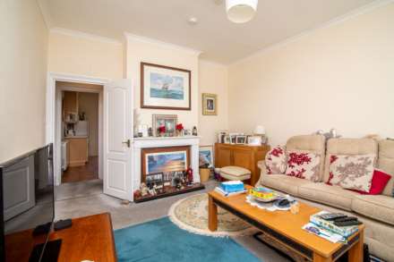 SPACIOUS 3 BED 2 BATH, Pomona Road, St Helier, Image 7