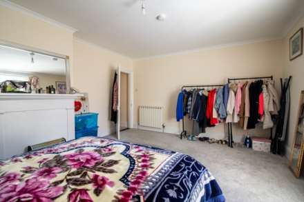 SPACIOUS 3 BED 2 BATH, Pomona Road, St Helier, Image 9