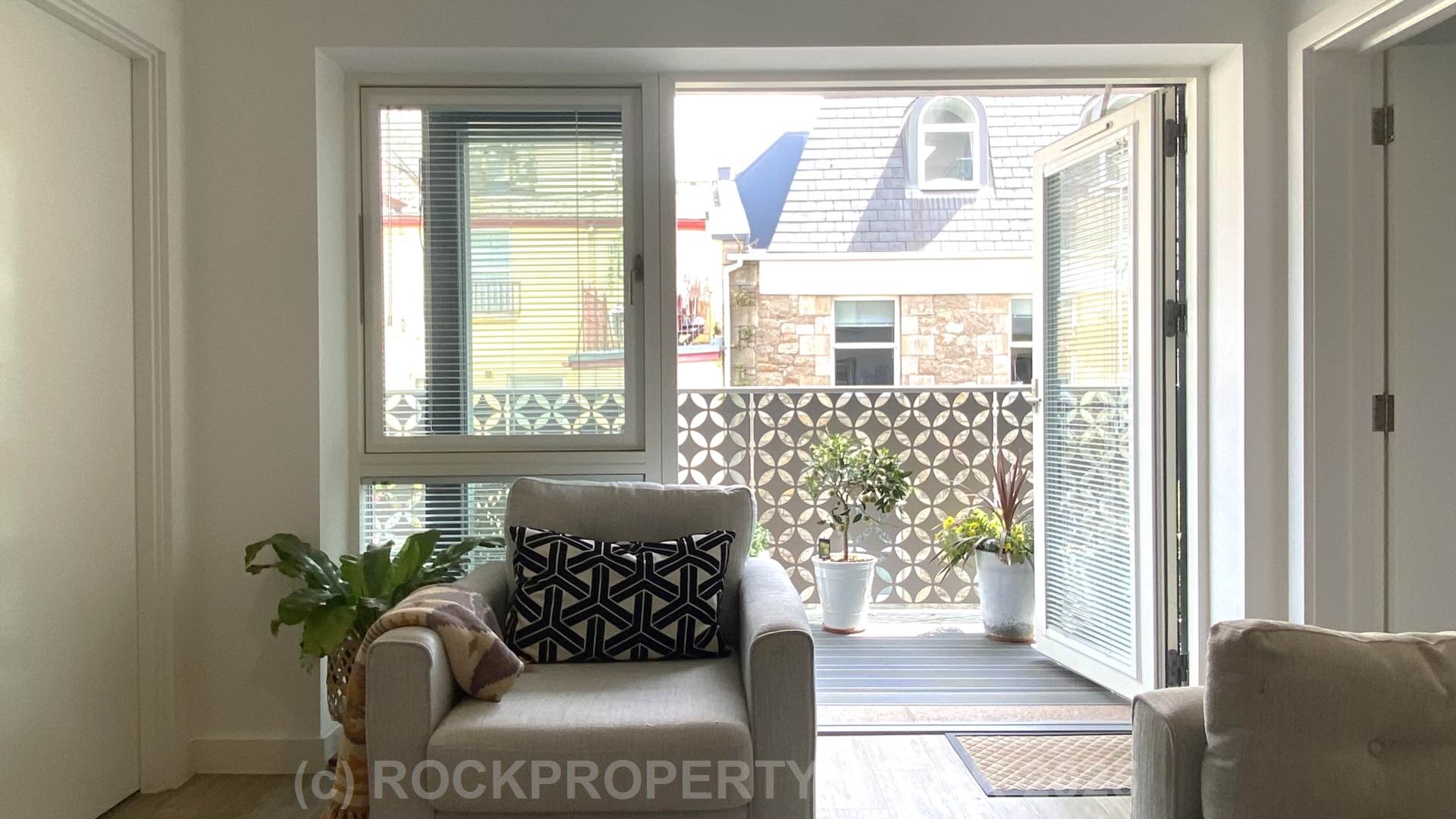 STUNNING 2 BED 2 BATH, Hilary Street, St Helier, Image 4