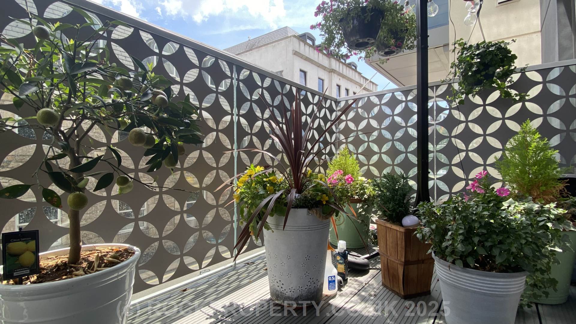 STUNNING 2 BED 2 BATH, Hilary Street, St Helier, Image 5