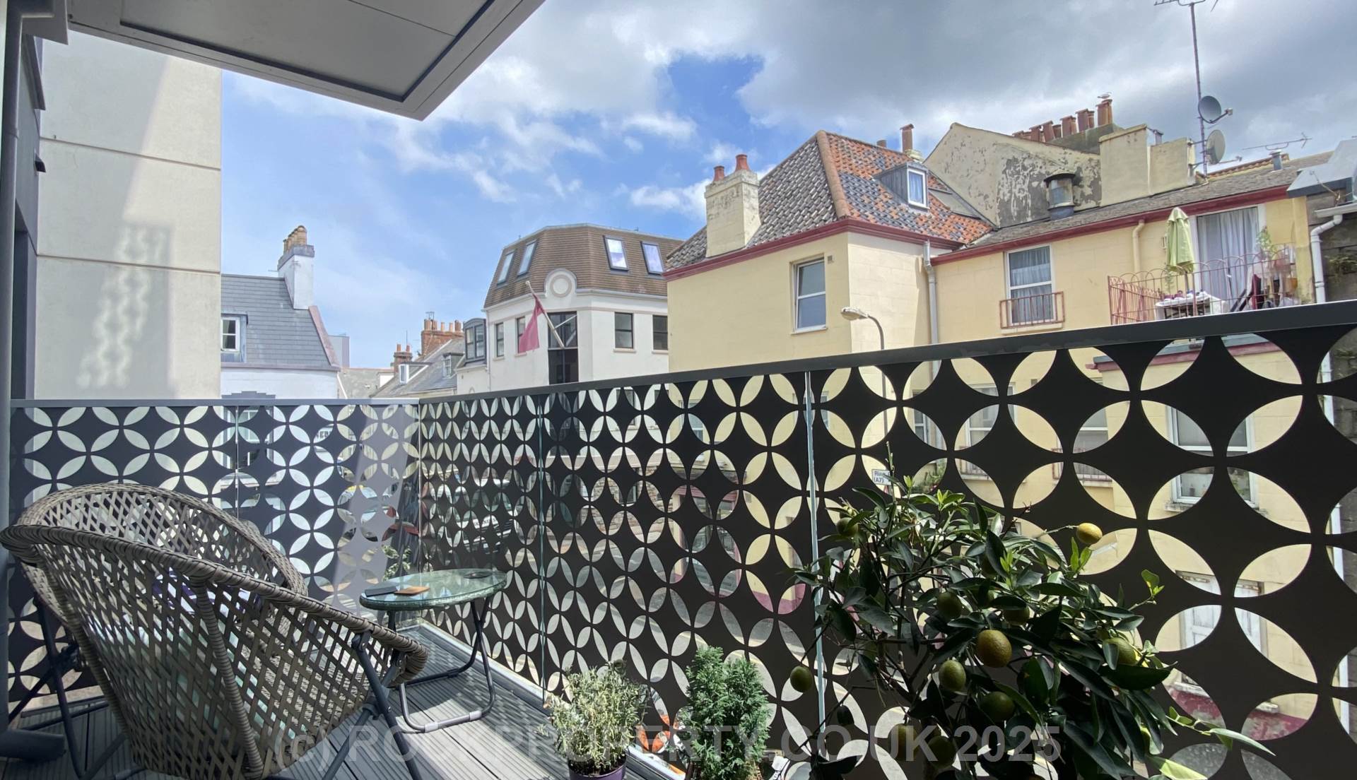STUNNING 2 BED 2 BATH, Hilary Street, St Helier, Image 6