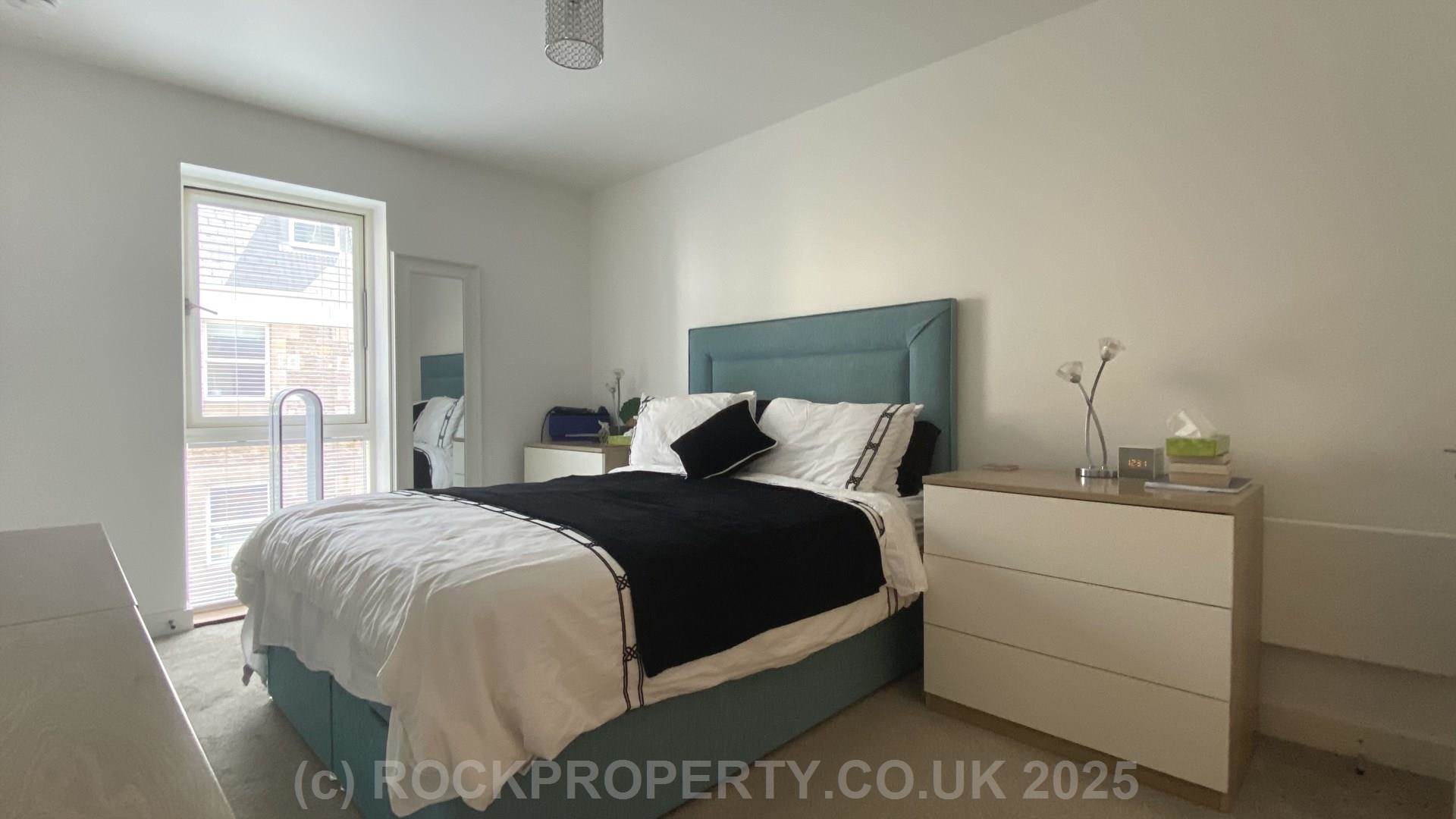 STUNNING 2 BED 2 BATH, Hilary Street, St Helier, Image 9