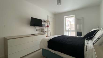 STUNNING 2 BED 2 BATH, Hilary Street, St Helier, Image 10