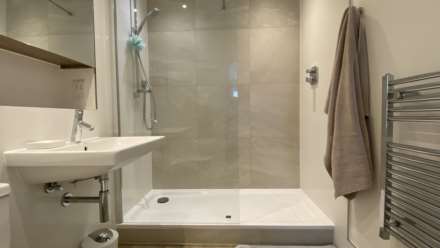 STUNNING 2 BED 2 BATH, Hilary Street, St Helier, Image 13
