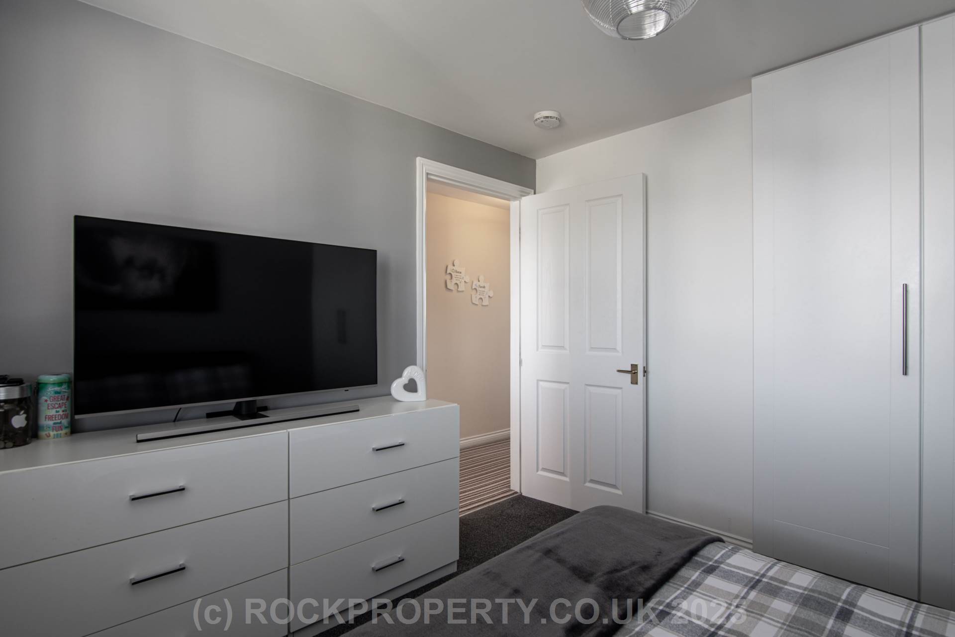 SPACIOUS 4 BED 3 BATH FAMILY HOME, Le Clos Vaze, St John's Road, Image 17