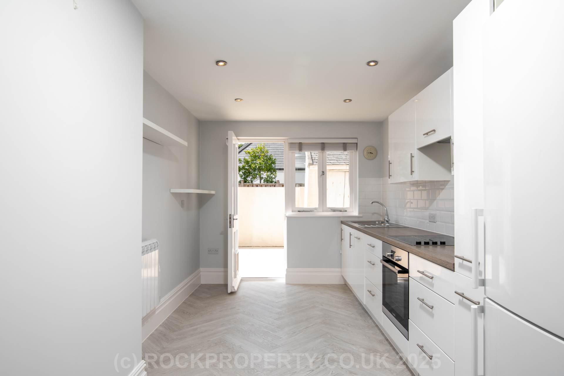 LET AGREED BY ROCKPROPERTY, Gorey Village Main Road, Grouville, Image 7