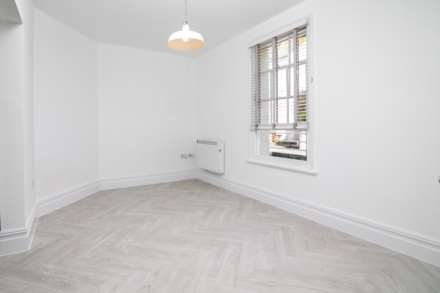 LET AGREED BY ROCKPROPERTY, Gorey Village Main Road, Grouville, Image 14