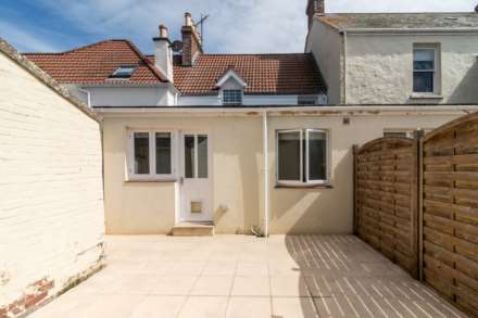 LET AGREED BY ROCKPROPERTY, Gorey Village Main Road, Grouville, Image 3