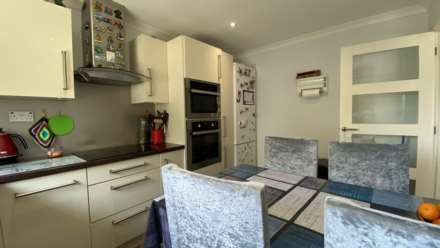 SPACIOUS 2 DOUBLE BED FLAT, Rue De Maupertuis, St Clement, Image 6