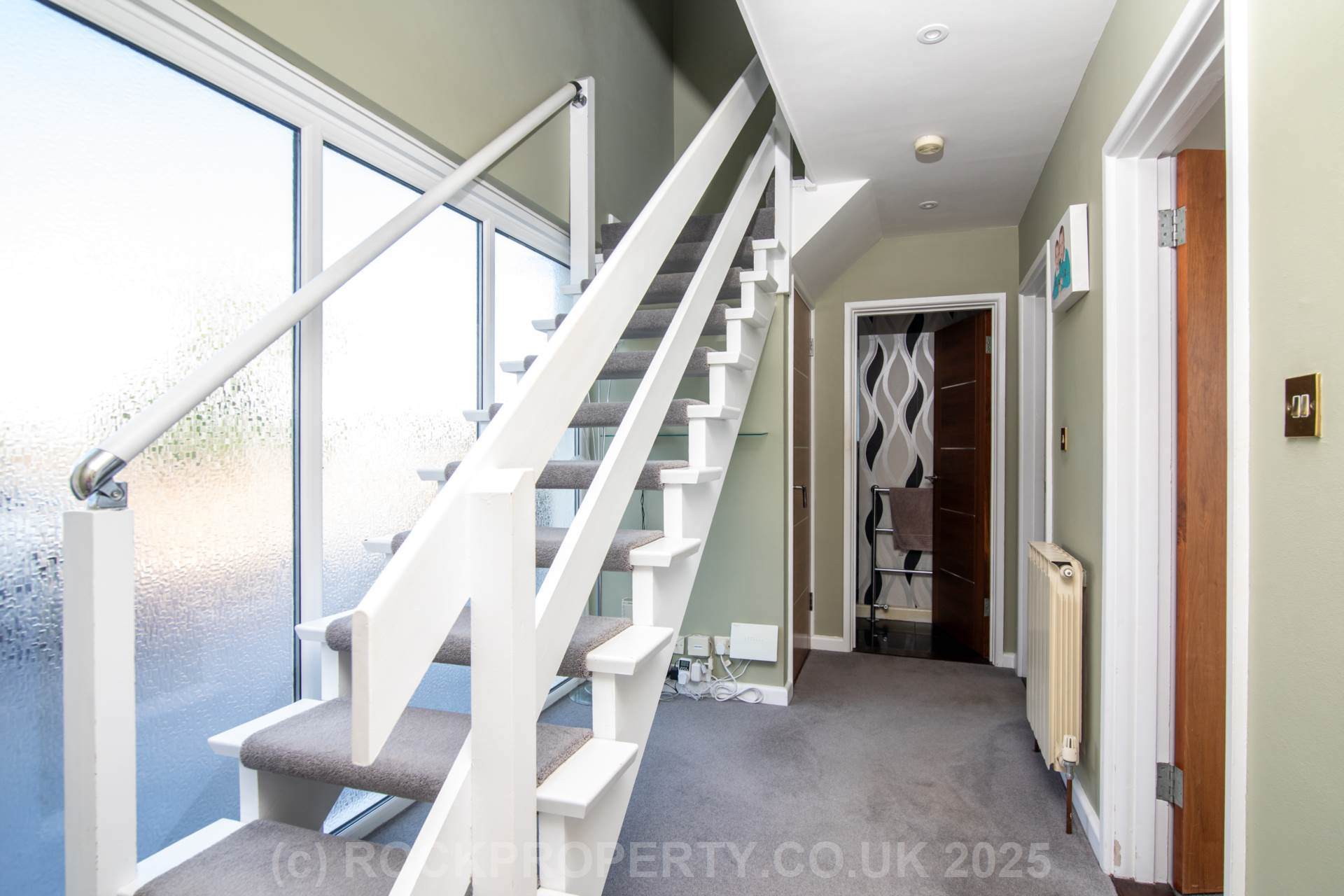 DETACHED 4 BED 2 BATH HOME, Le Clos Du Roncherez, St Brelade, Image 17