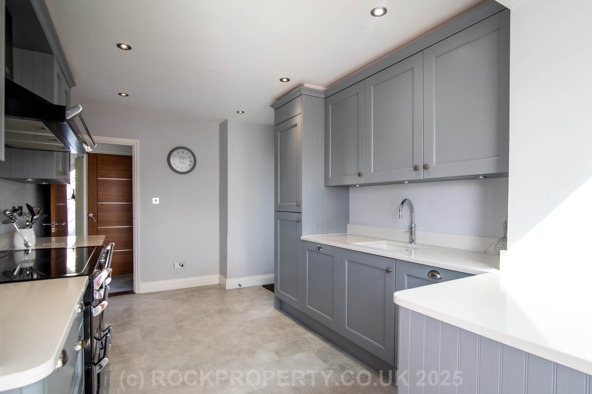 DETACHED 4 BED 2 BATH HOME, Le Clos Du Roncherez, St Brelade, Image 8