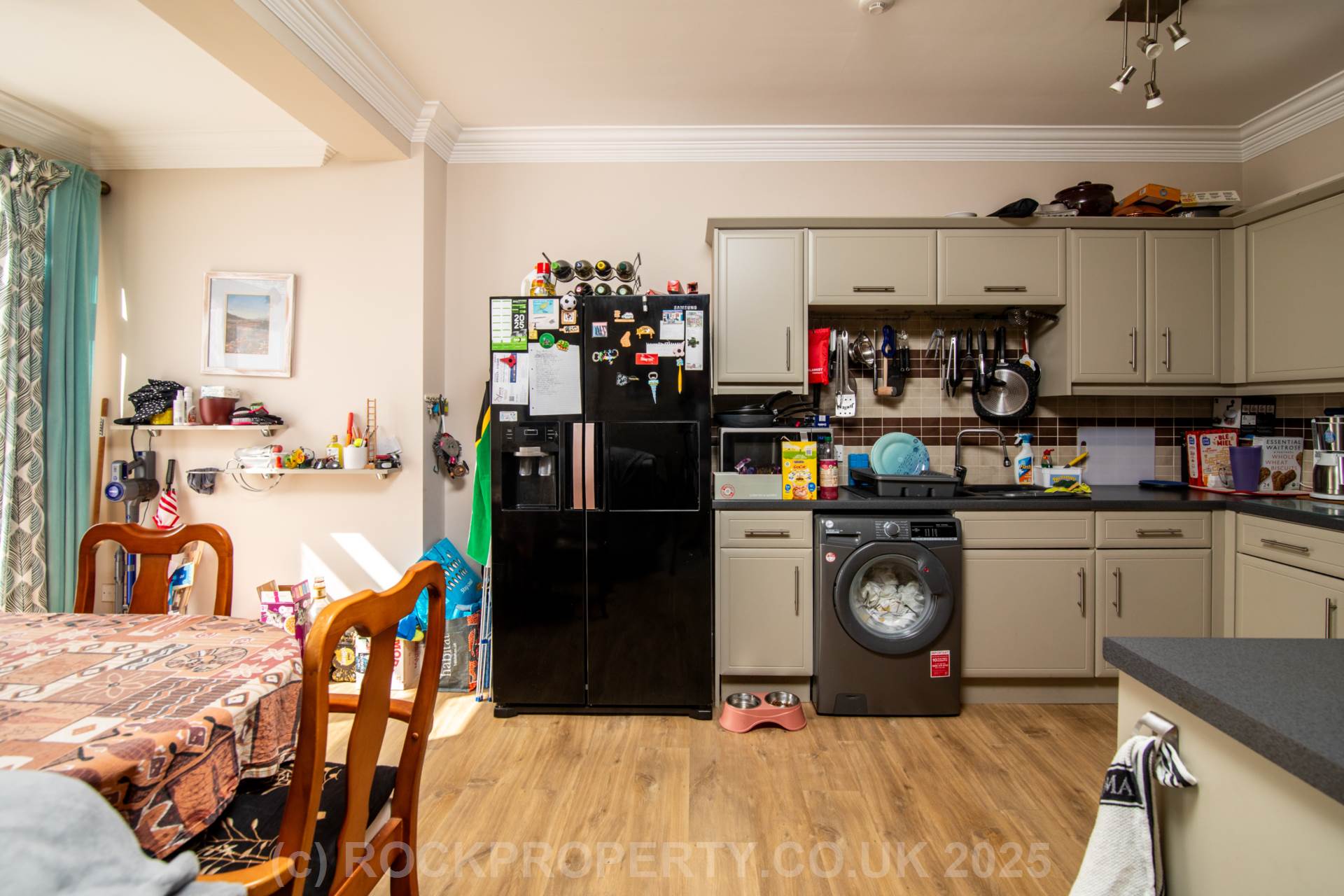 HUGE 2 DOUBLE BED + S/F TERRACE, La Grande Route Des Sablons, Grouville, Image 12