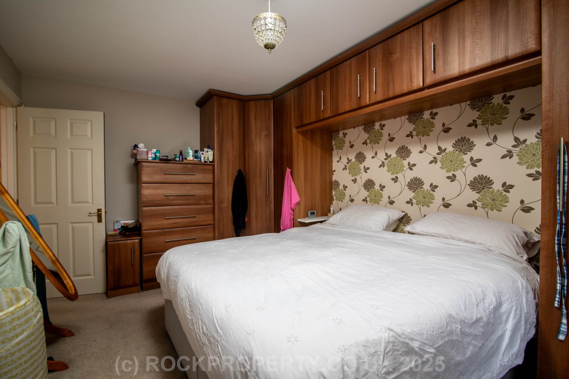 HUGE 2 DOUBLE BED + S/F TERRACE, La Grande Route Des Sablons, Grouville, Image 15