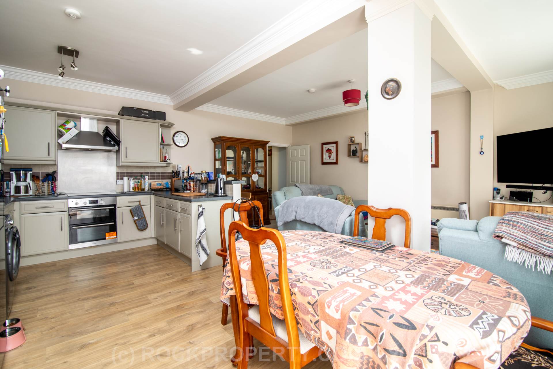 HUGE 2 DOUBLE BED + S/F TERRACE, La Grande Route Des Sablons, Grouville, Image 5