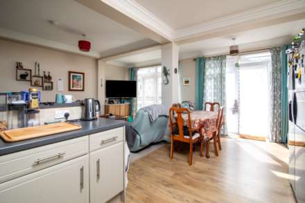 HUGE 2 DOUBLE BED + S/F TERRACE, La Grande Route Des Sablons, Grouville, Image 10
