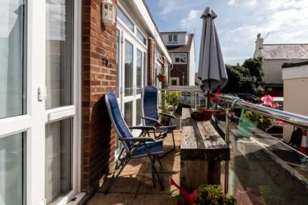 HUGE 2 DOUBLE BED + S/F TERRACE, La Grande Route Des Sablons, Grouville, Image 2