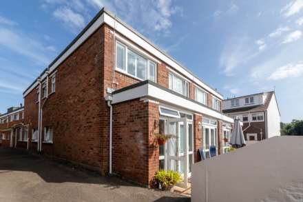 HUGE 2 DOUBLE BED + S/F TERRACE, La Grande Route Des Sablons, Grouville, Image 20