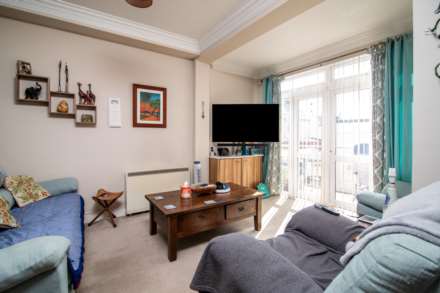 HUGE 2 DOUBLE BED + S/F TERRACE, La Grande Route Des Sablons, Grouville, Image 9