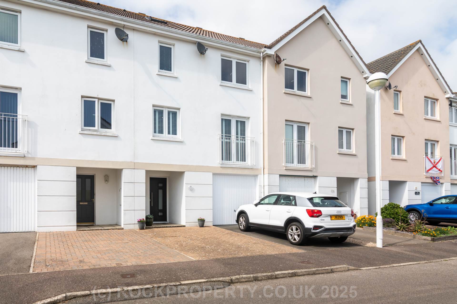 Substantial 4 Bed 3 Bath Family Home, Le Clos Vaze, St John's Road, Image 25