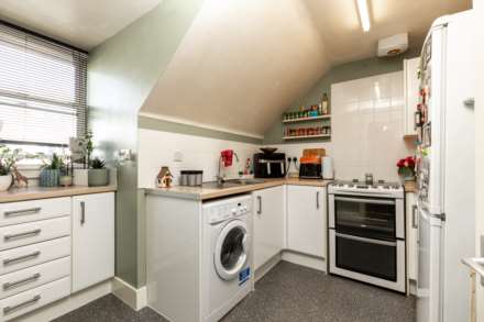 Spacious 1 Bed Flat, Val Plaisant, St Helier, Image 8