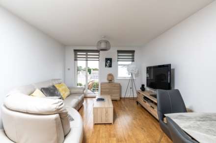 Modern 1 Bed / Balcony / Parking, La Route De St Aubin, St Lawrence, Image 3