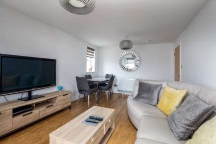 Modern 1 Bed / Balcony / Parking, La Route De St Aubin, St Lawrence, Image 8