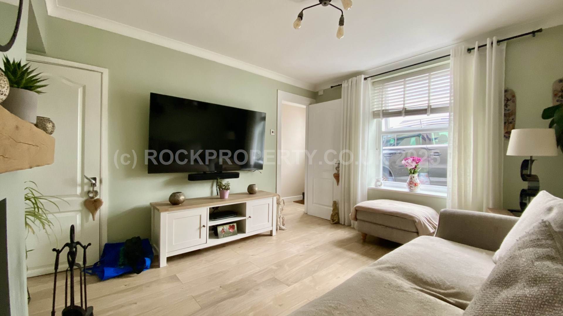 VERSATILE 3 BED 2 BATH HOME, Byron Lane, St Helier, Image 1